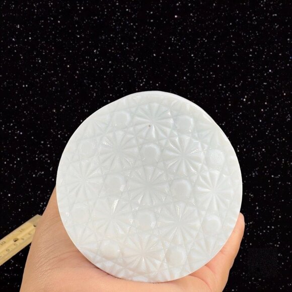 Vintage Indiana Glass Daisy and Button White Milk Glass Top Hat Catch Bowl VTG - Picture 9 of 15